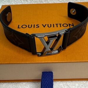 Louis Vuitton eclipse monogram bracelet